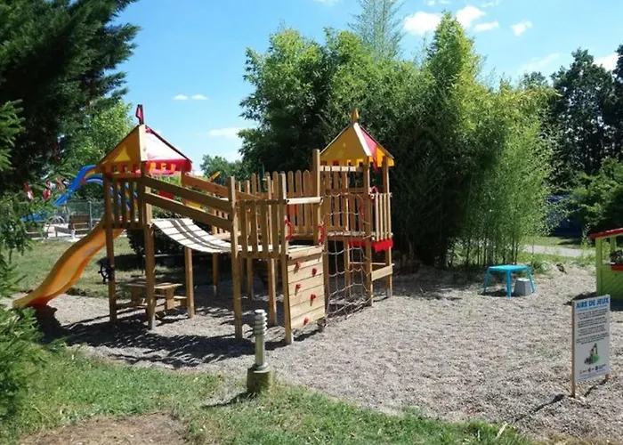 Confortable Avec Terrasse Et Acces Handicape - Api-1-52-592 אתר קמפינג